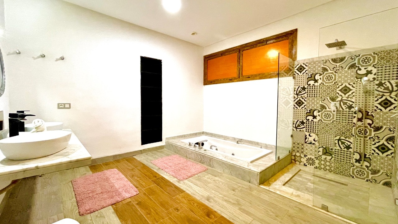 Villa Kamellia gallery image 12